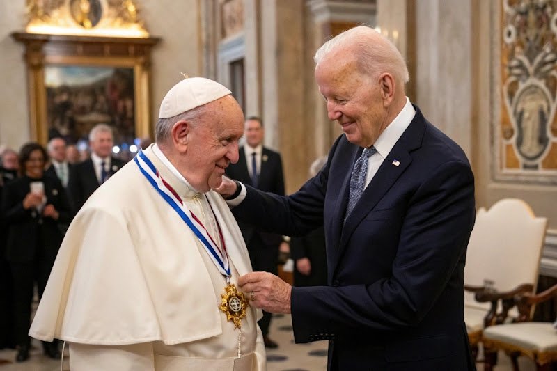 biden-awards-pope-francis-presidential-medal-of-freedom-with-distinction